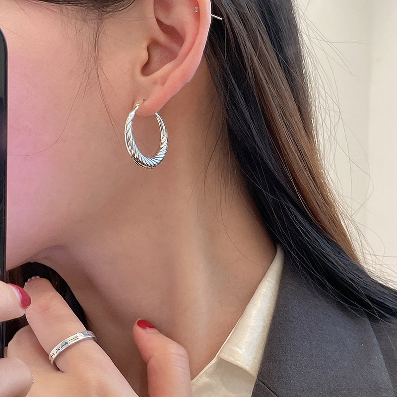 Boucles d'oreilles à tige ovales en argent sterling