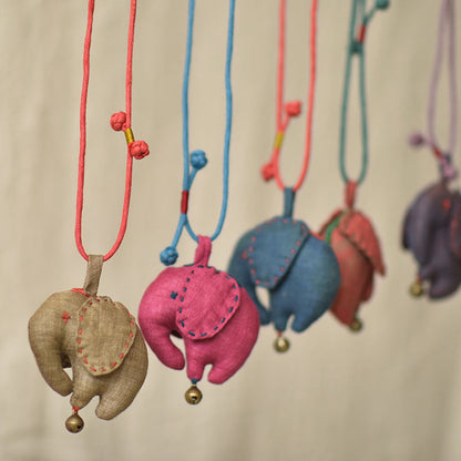 Collier de prospérité à breloques éléphant vintage