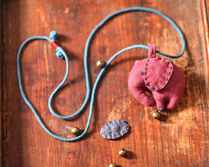 Collier de prospérité à breloques éléphant vintage