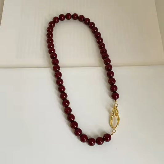 Collier ras du cou en agate rouge foncé française Minar