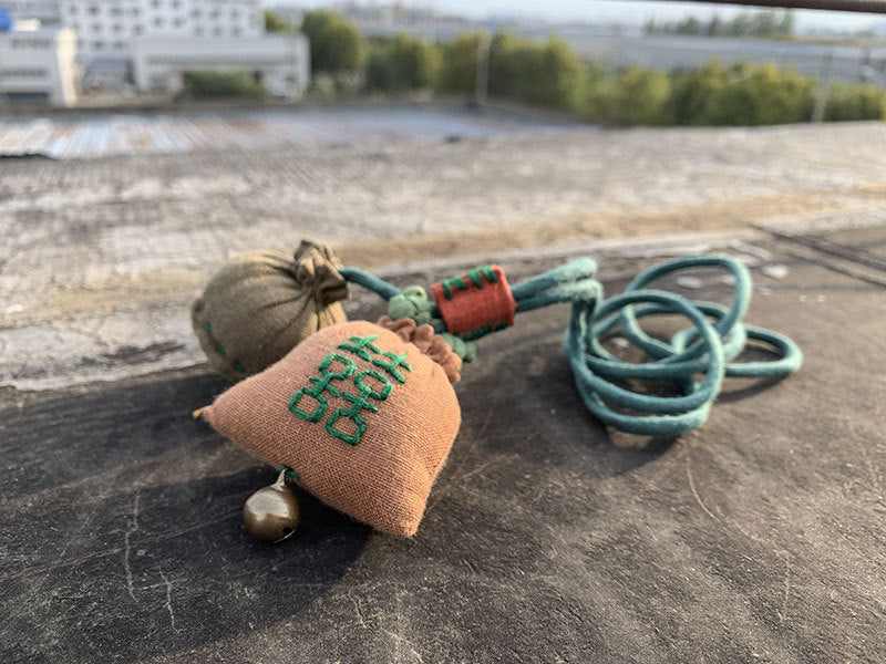 Collier vintage en pur lin fabriqué à la main 