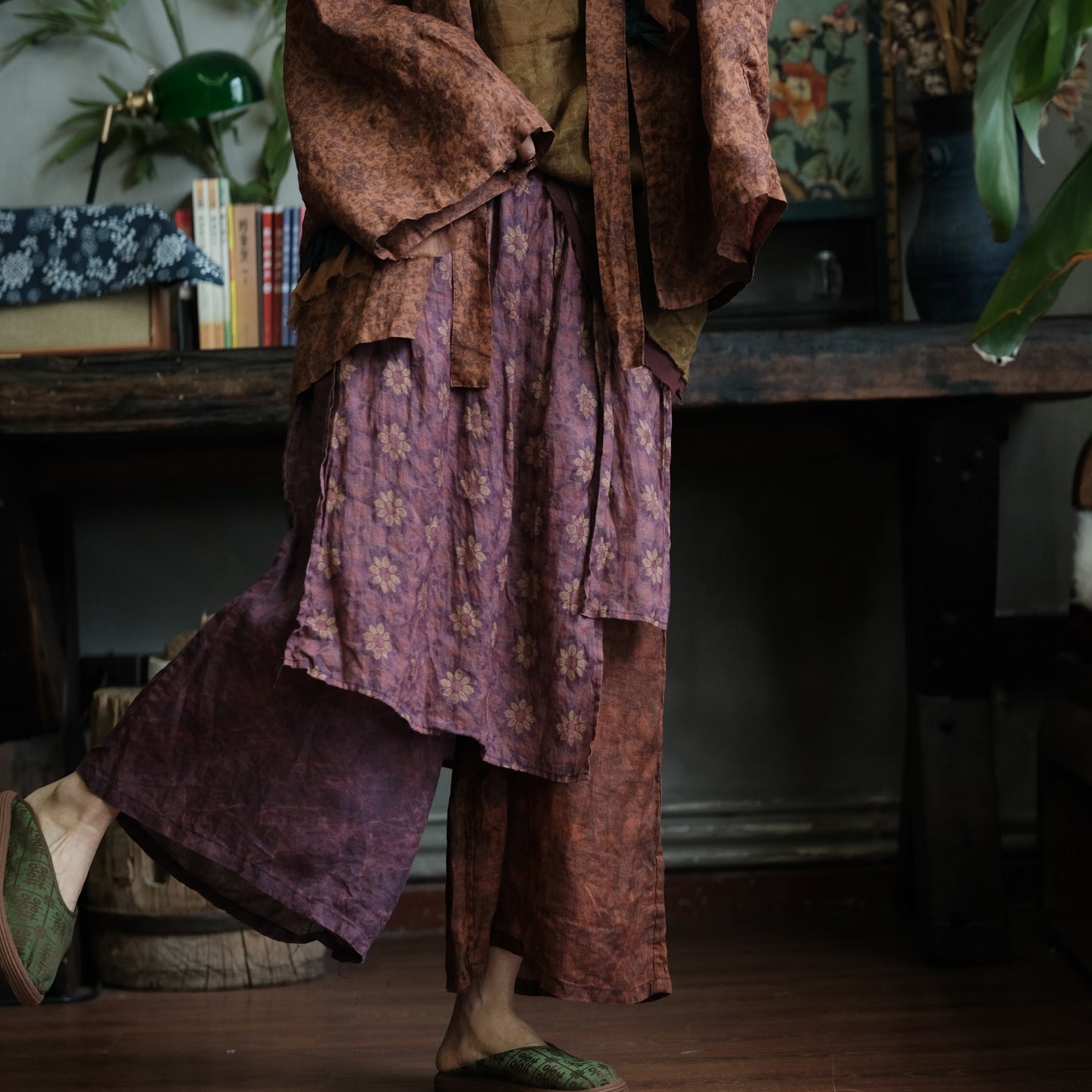 Vintage Floral Ramie Wide-Leg Trousers